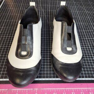 Black & white Archipedico slip-ons, size 41, in like-new condition
